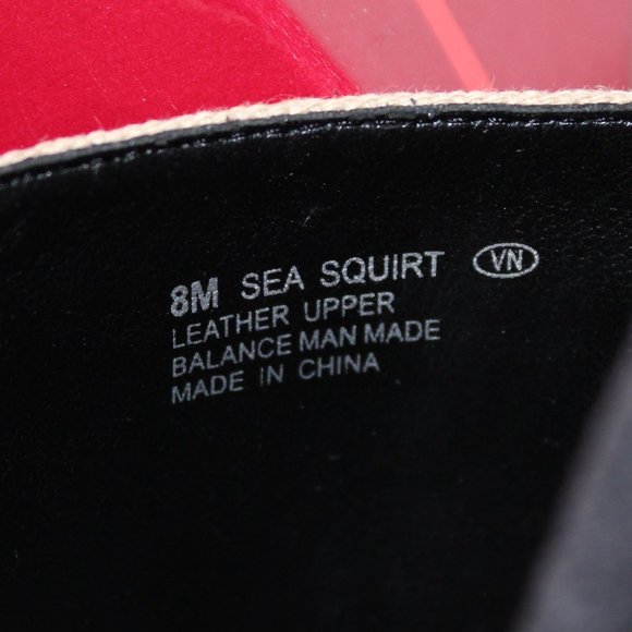 NIB Aerosoles Sea Squirt Black Tan Slides Sz 8M - Picture 9 of 9